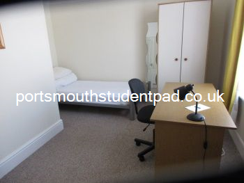 Bed 1: Upper floor front